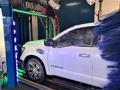Downtowner Car Wash — photo 3