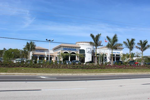 Coconut Point Honda — photo 10