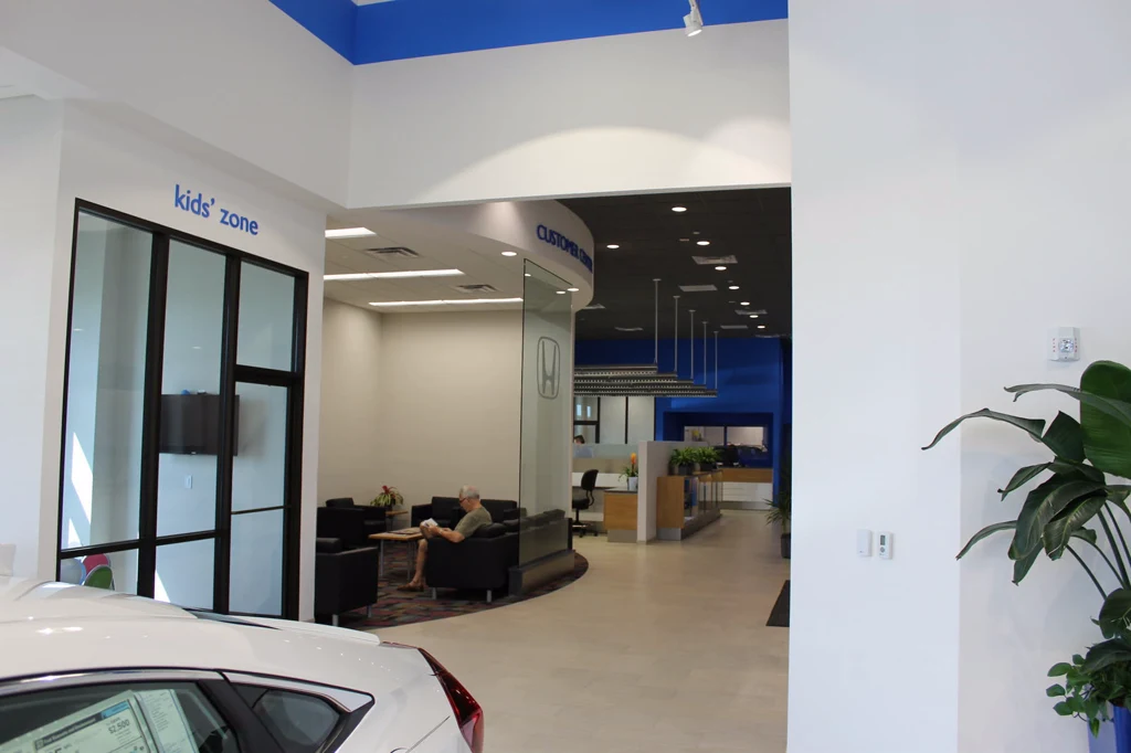 Coconut Point Honda — photo 15