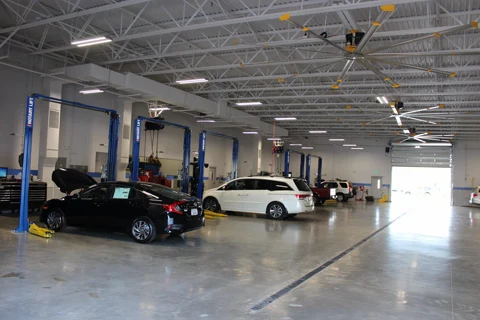 Coconut Point Honda — photo 22
