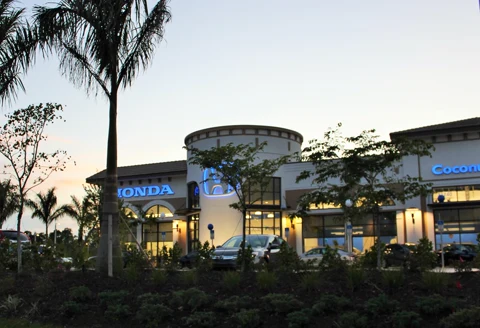 Coconut Point Honda — photo 27