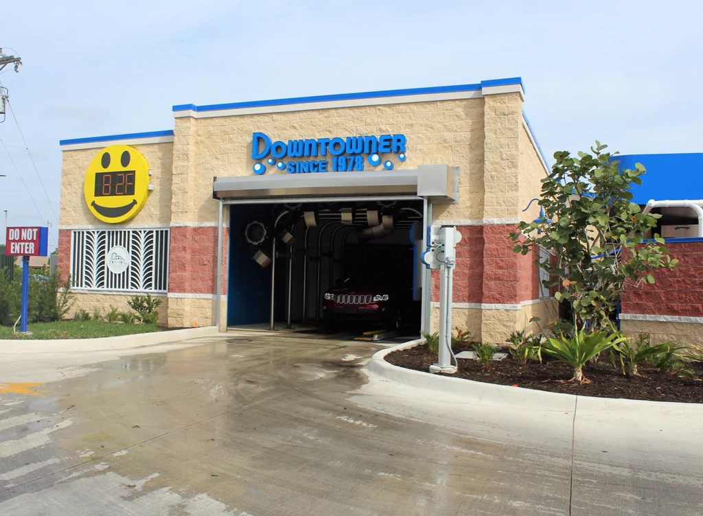 Downtowner Car Wash — photo 13