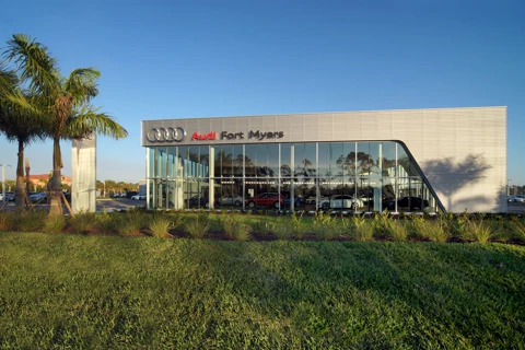 Audi Fort Myers — photo 2