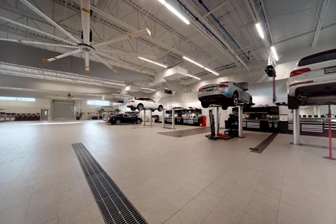 Audi Fort Myers — photo 10