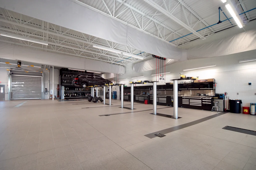 Audi Fort Myers — photo 11
