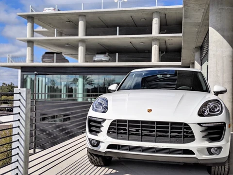 Orlando Porsche — photo 13