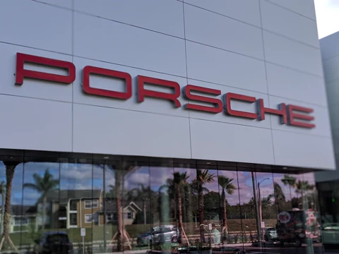 Orlando Porsche — photo 14