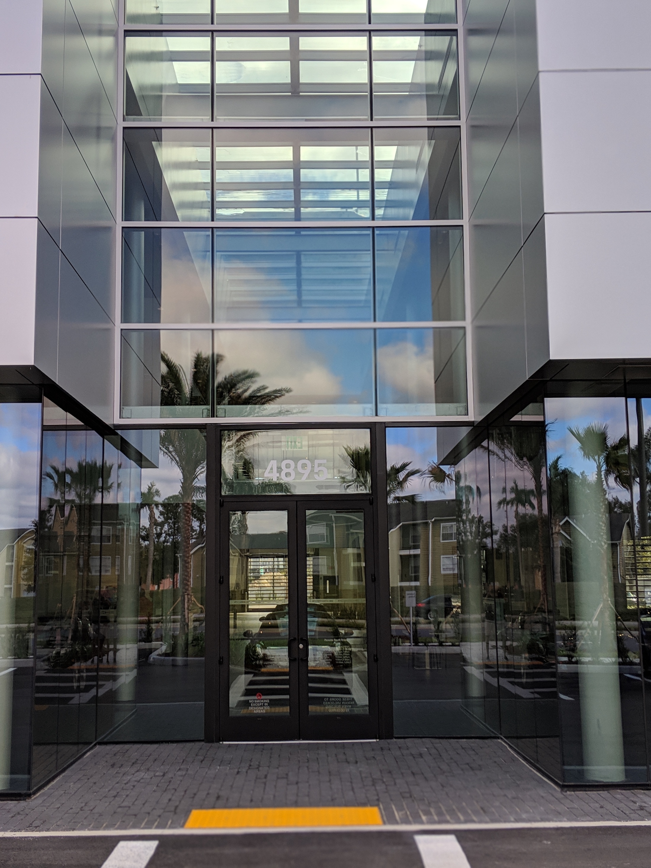 Orlando Porsche — photo 15