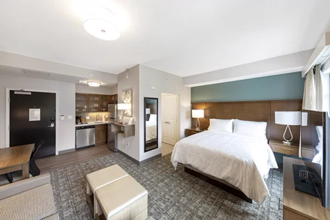 Staybridge — photo 10