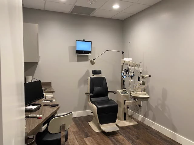 Maggoire Eye Center — photo 2