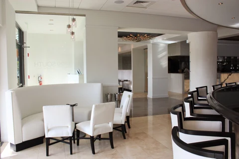 Naples Bay Resort Cafe and Restaurant — photo 16