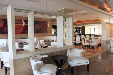 Naples Bay Resort Cafe and Restaurant — photo 32