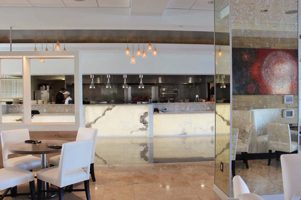 Naples Bay Resort Cafe and Restaurant — photo 35