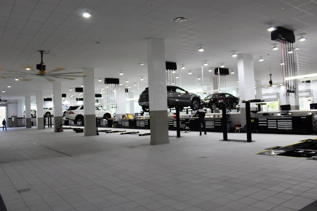 Mercedes Benz Bonita Springs — photo 24