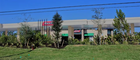 Racetrac — photo 11