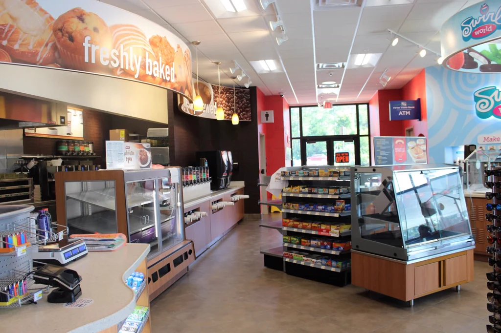 Racetrac — photo 23