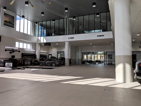 Orlando Porsche — photo 29