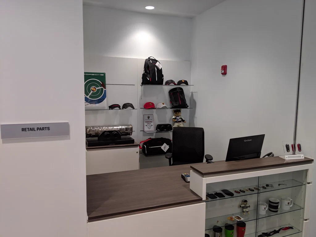 Orlando Porsche — photo 38