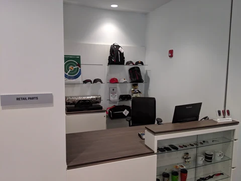 Orlando Porsche — photo 38