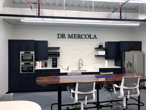 Mercola — photo 3