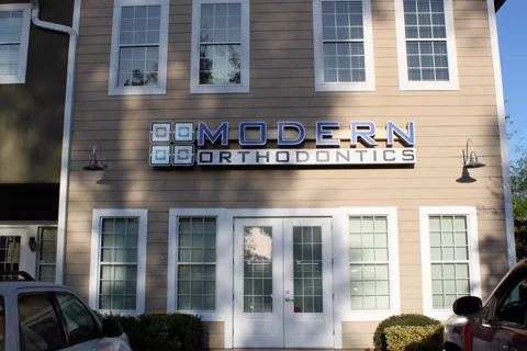 Modern Orthodontics — photo 2