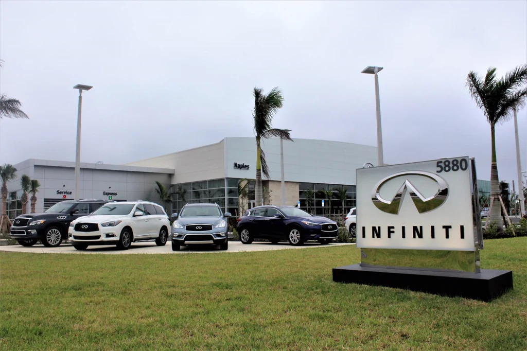 Naples Infiniti — photo 3