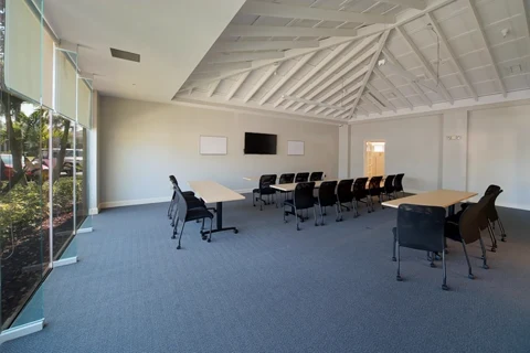 Hertz Corporate Office — photo 12